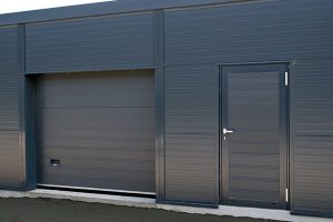 9000f med sidedoer ledhejseporte galleri