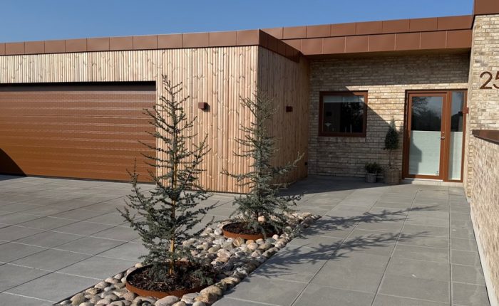 Classic_port_speciallakeret_i beige brun_RAL8024